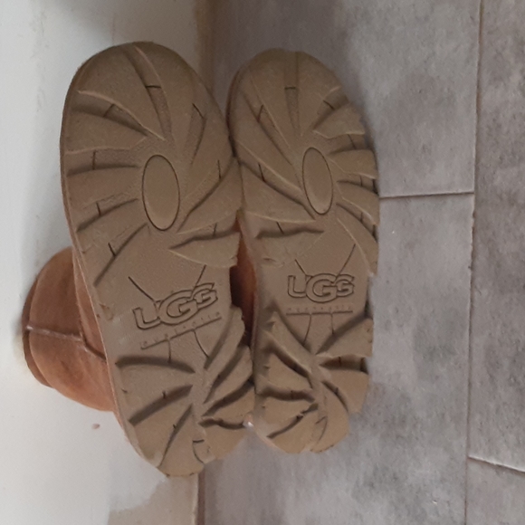UGG  boots  size  5 women - Picture 5 of 5
